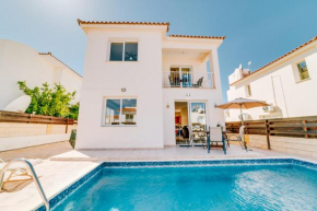 Villa Karisa